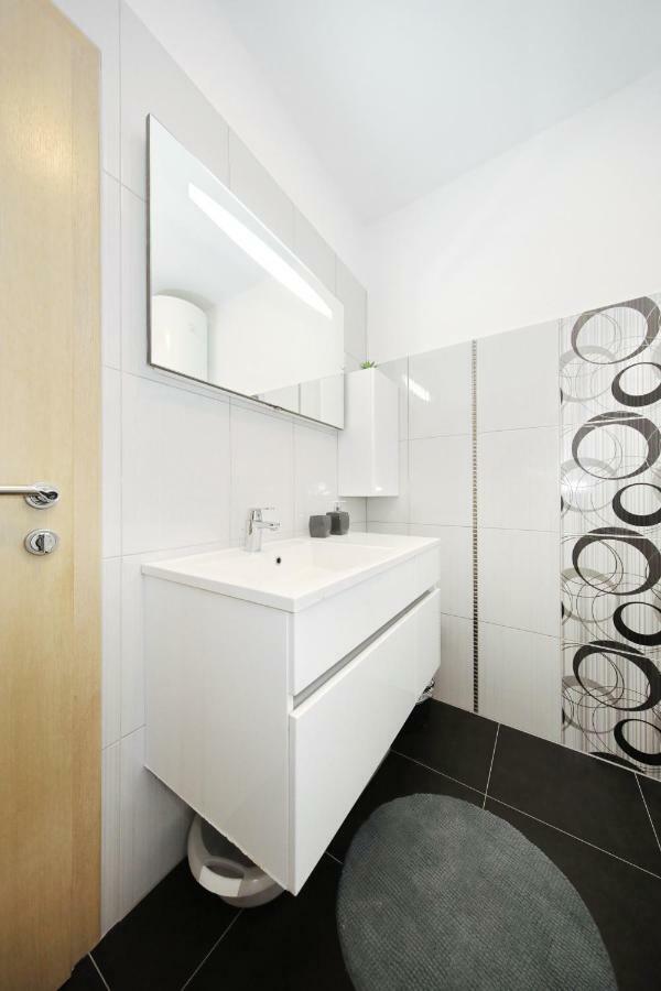 Seabreeze Apartment Задар Екстериор снимка